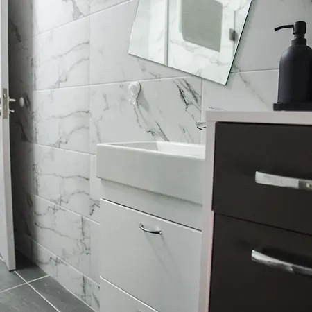 公寓 Cudna Suma 维尔蒂尼克